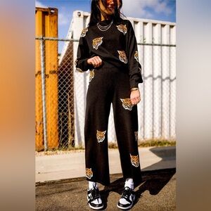 Dressed in LaLa Tiger Knit Pants Fierce M [bottoms only]